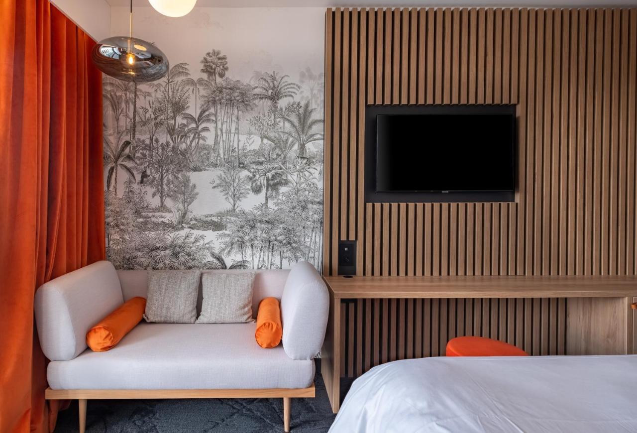 Golden Tulip Lyon Ouest Techlid Hotel & Spa Limonest Oda fotoğraf