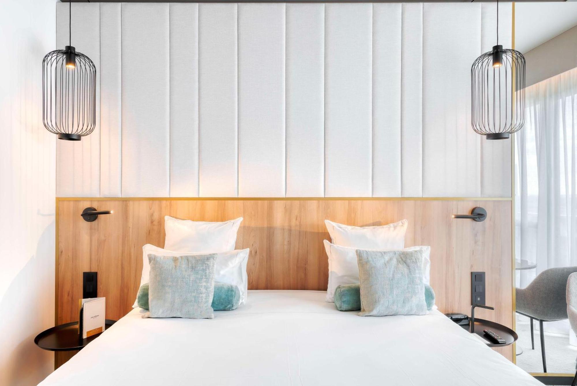 Golden Tulip Lyon Ouest Techlid Hotel & Spa Limonest Dış mekan fotoğraf