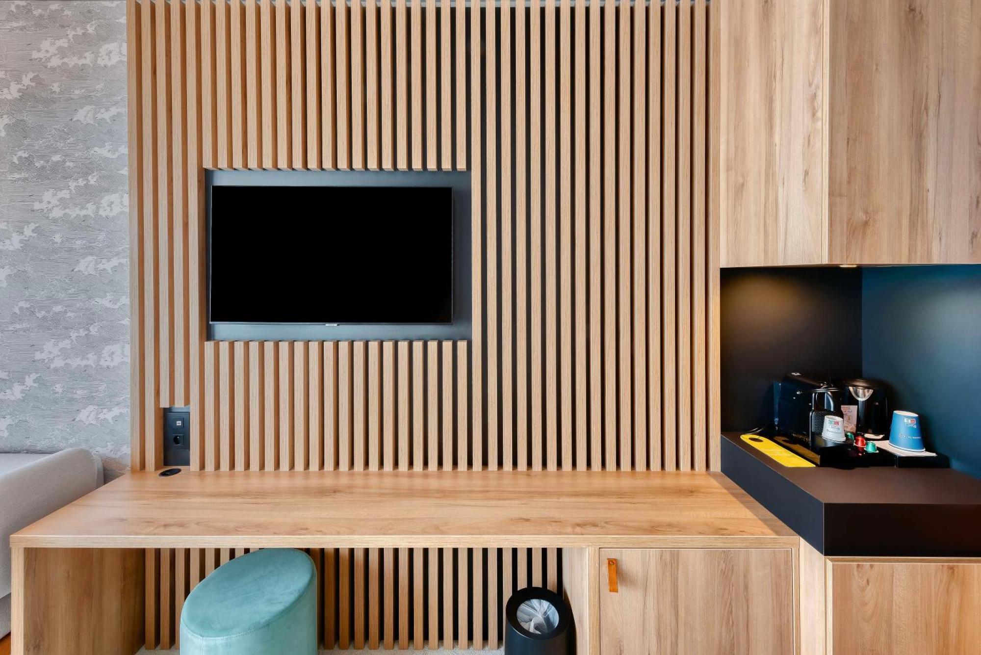 Golden Tulip Lyon Ouest Techlid Hotel & Spa Limonest Dış mekan fotoğraf