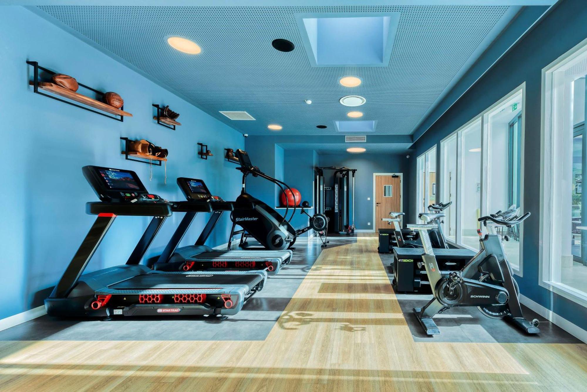 Golden Tulip Lyon Ouest Techlid Hotel & Spa Limonest Dış mekan fotoğraf