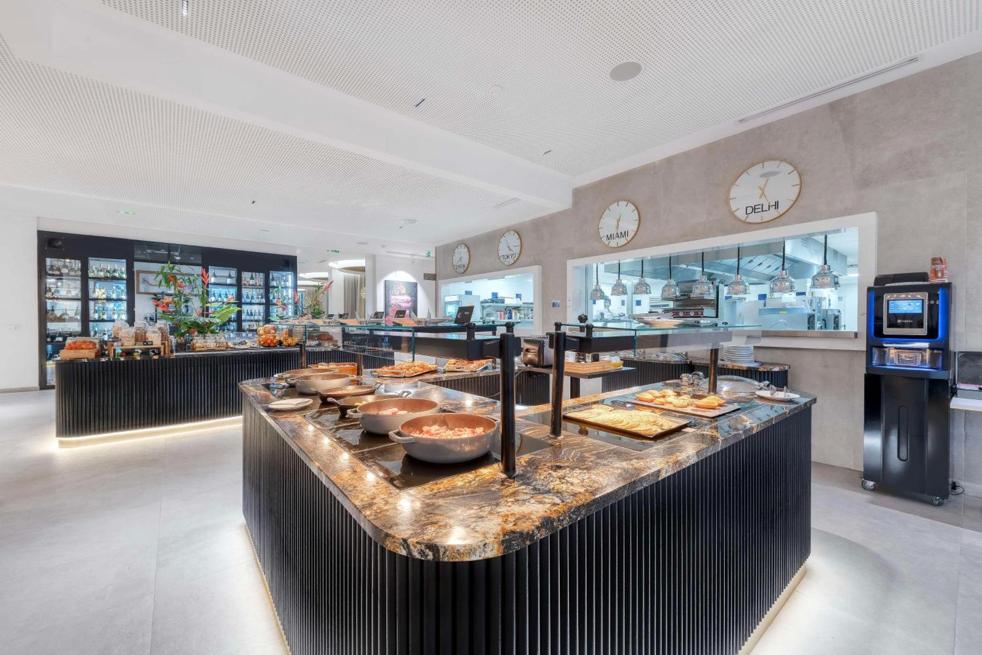 Golden Tulip Lyon Ouest Techlid Hotel & Spa Limonest Dış mekan fotoğraf